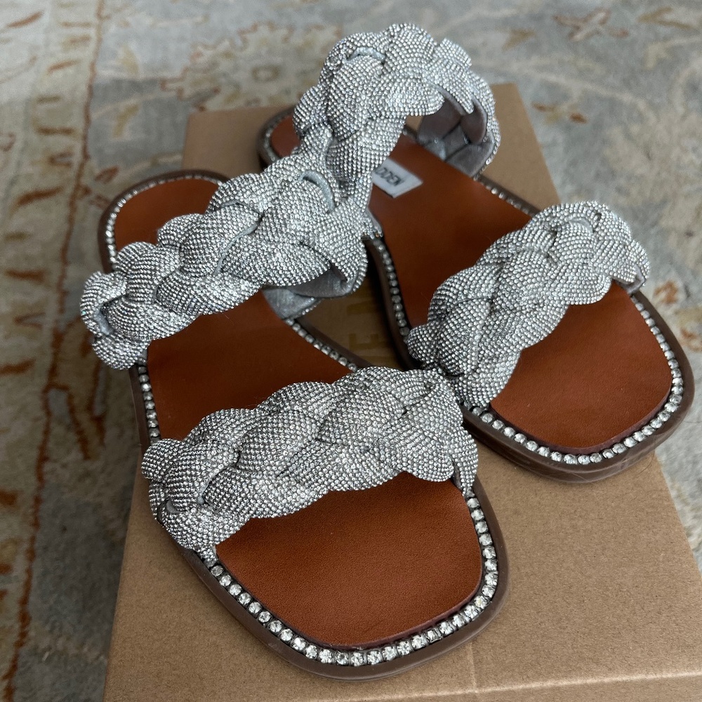 Newbie Rhinestone sandals sz 7